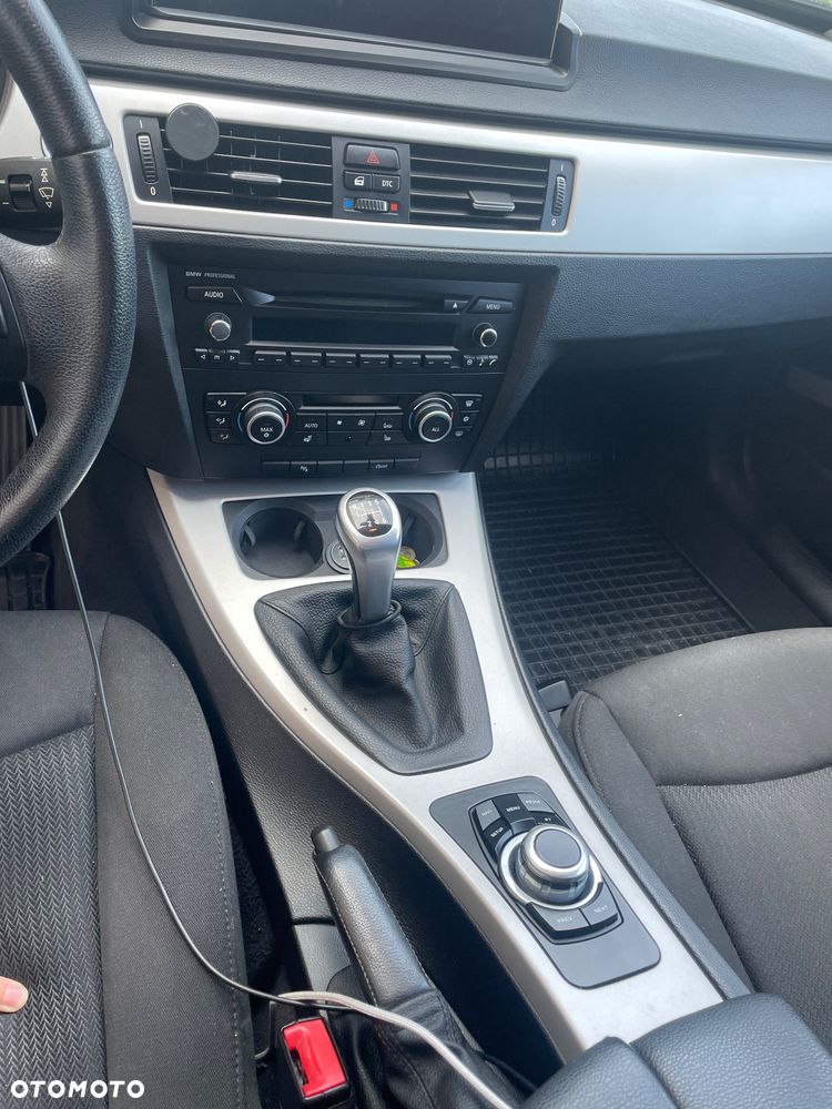 BMW Seria 3 - 10