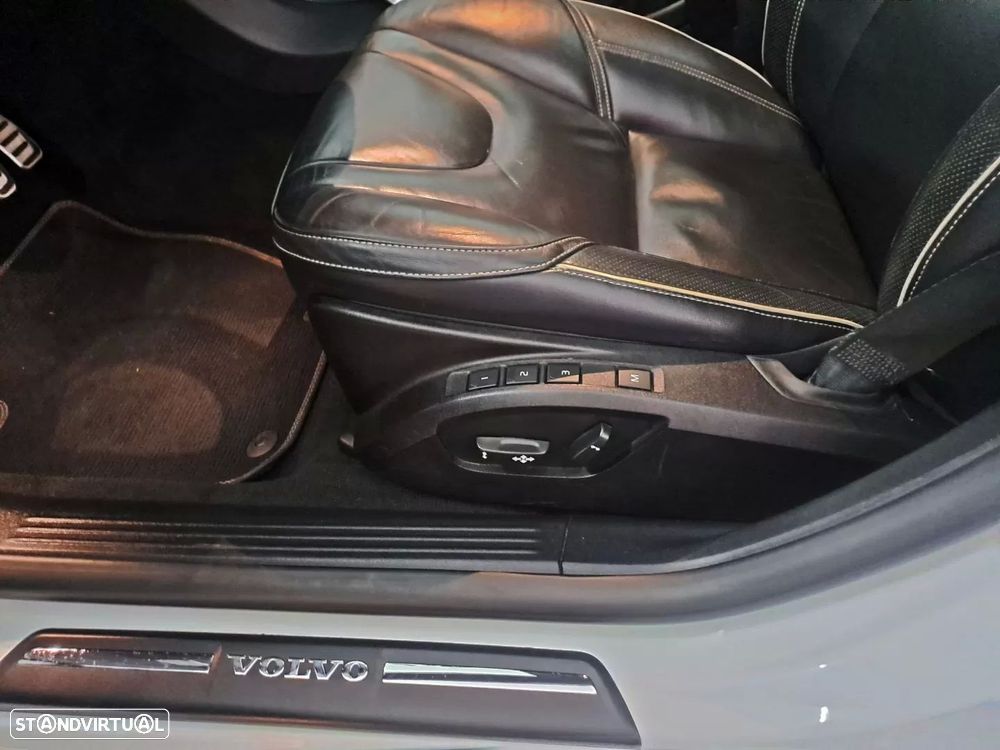 Volvo V40 2.0 D2 R-Design - 10