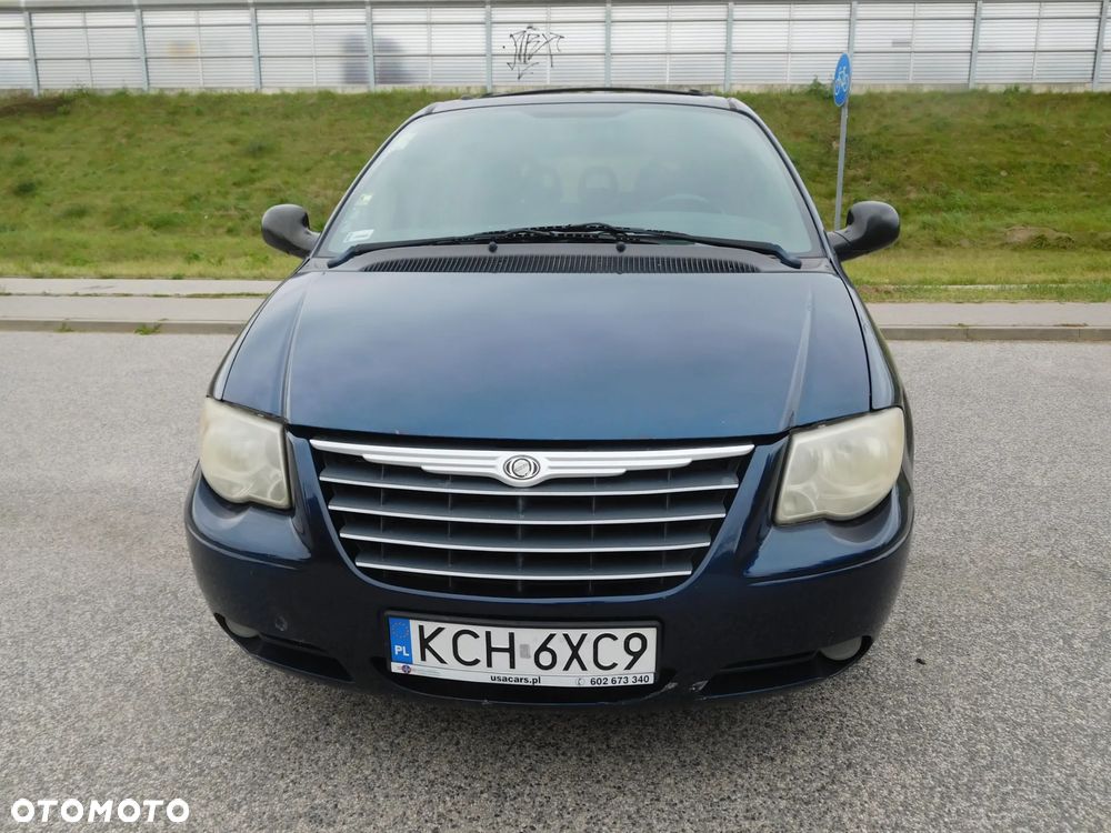 Chrysler Voyager 3.3 LX - 13