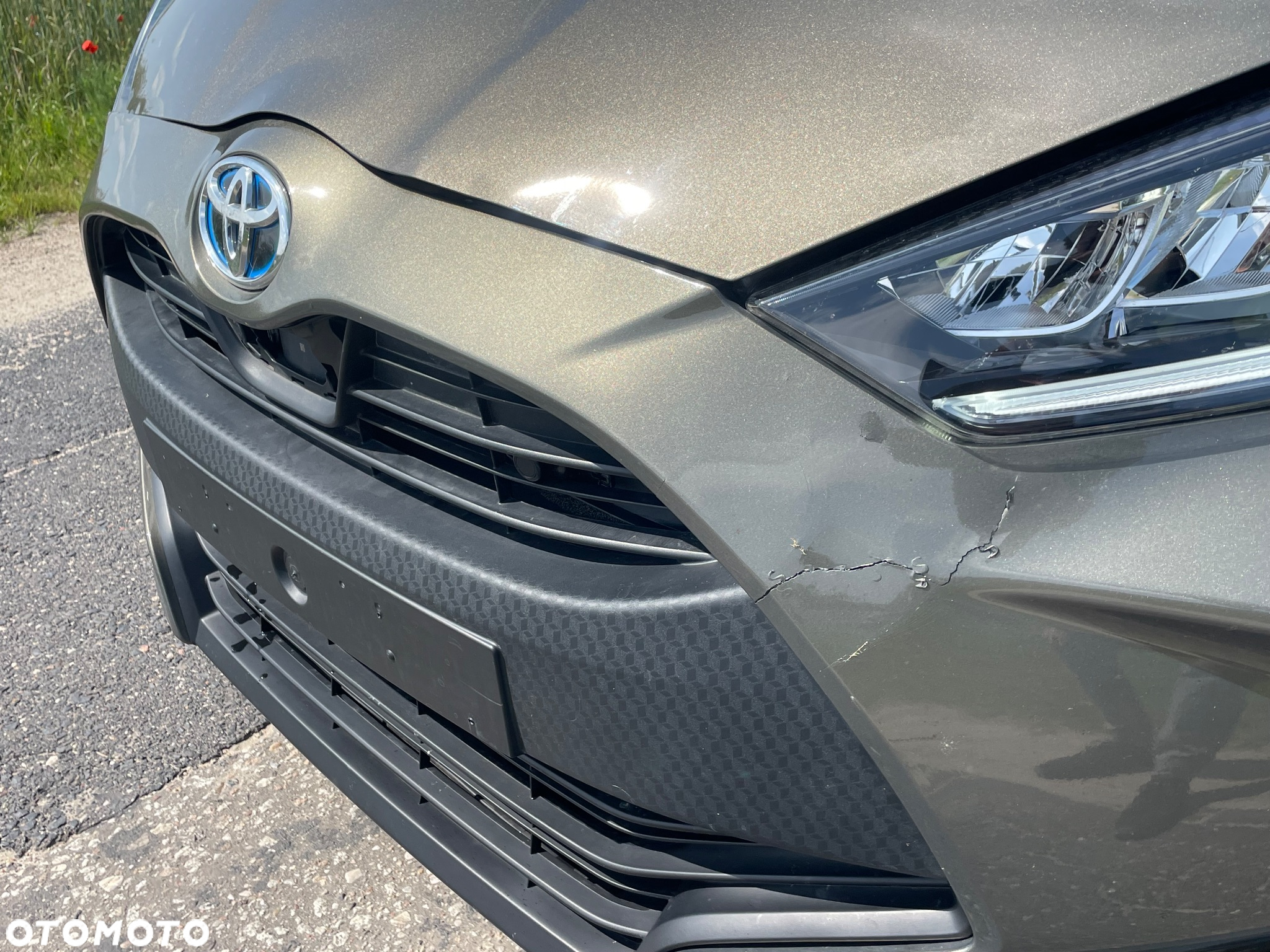 Toyota Yaris Hybrid 1.5 VVT-i Team Deutschland - 7
