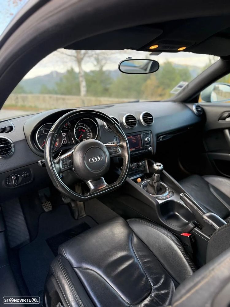 Audi TT Coupé 2.0 TDI quattro - 4