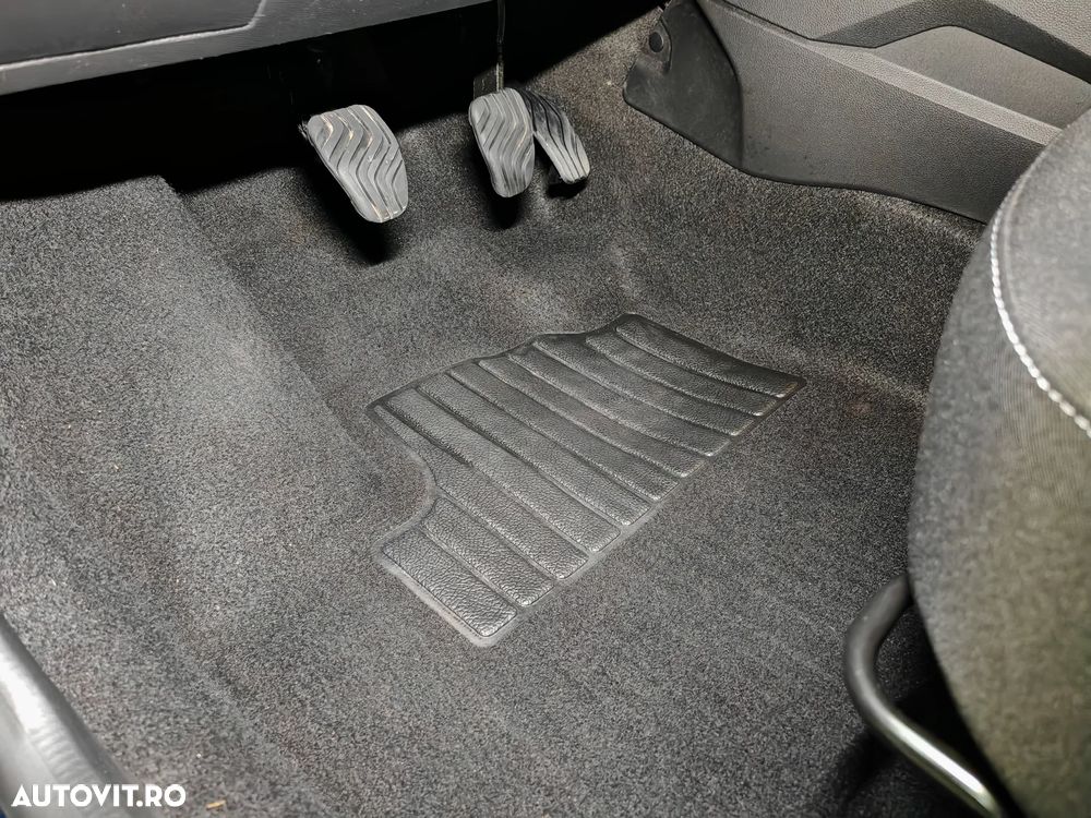 Dacia Duster SCe 115 2WD Comfort - 24