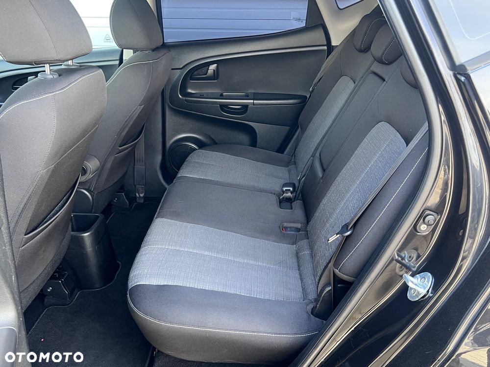 Kia Venga 1.4 CVVT Attract - 16