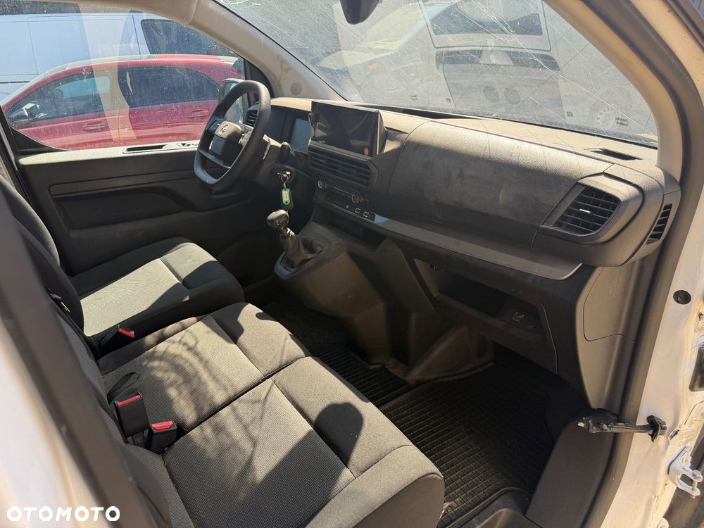 Opel Vivaro - 8