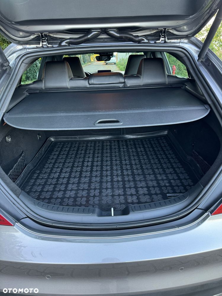 Mercedes-Benz CLA 220 (CDI) d 7G-DCT - 8