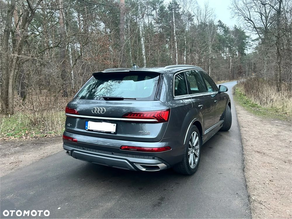 Audi Q7 - 6