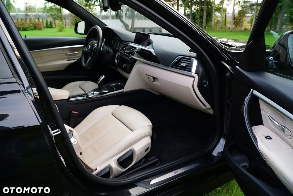 BMW Seria 3 320d xDrive M Sport Sport - 16