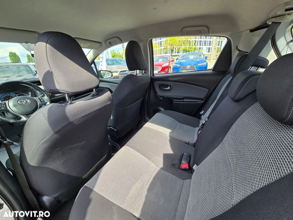 Toyota Yaris - 21