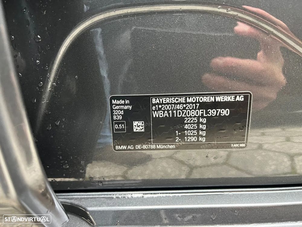 BMW 320 d Touring Aut. Edition M Sport Shadow - 31