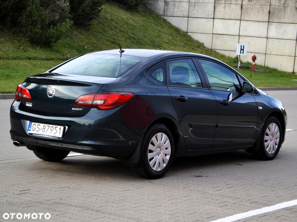 Opel Astra IV 1.4 T Executive S&S EU6 - 2