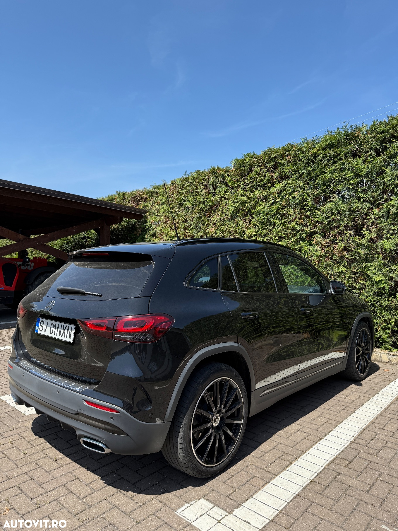 Mercedes-Benz GLA 220 d Aut. - 4