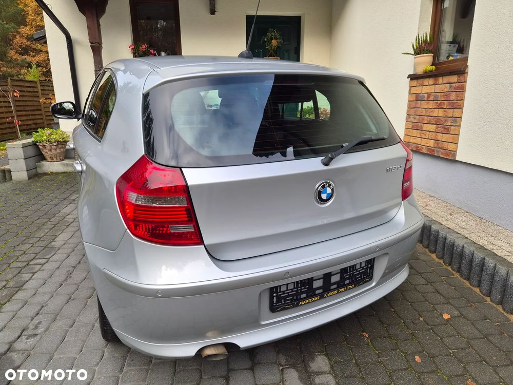BMW Seria 1 - 25