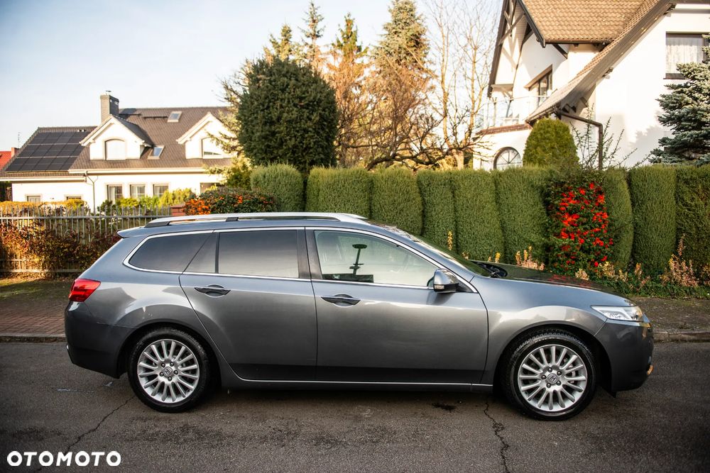 Honda Accord 2.0 Executive - 13