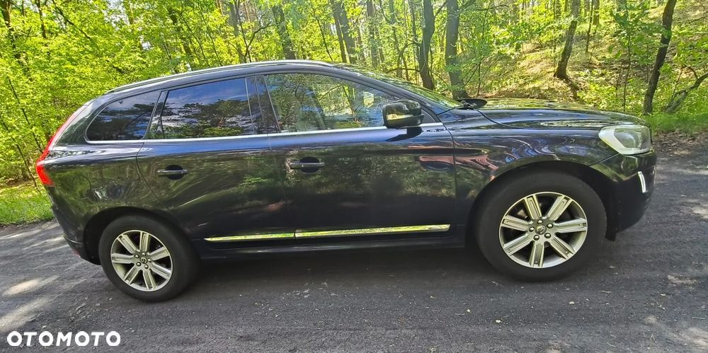 Volvo XC 60 T5 AWD Drive-E Summum - 2