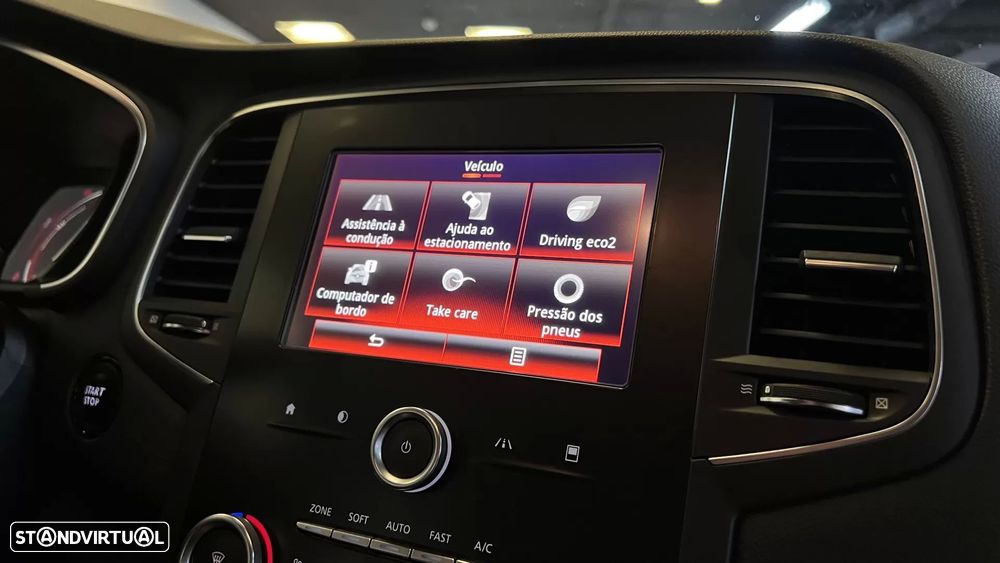 Renault Mégane ENERGY TCe 130 INTENS - 22