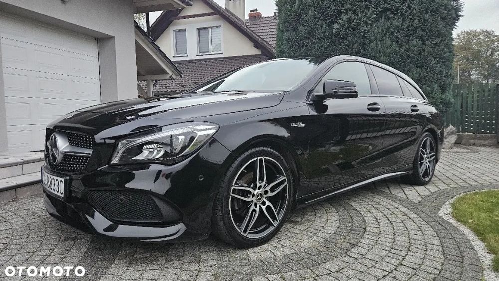 Mercedes-Benz CLA 200 7G-DCT AMG Line - 1