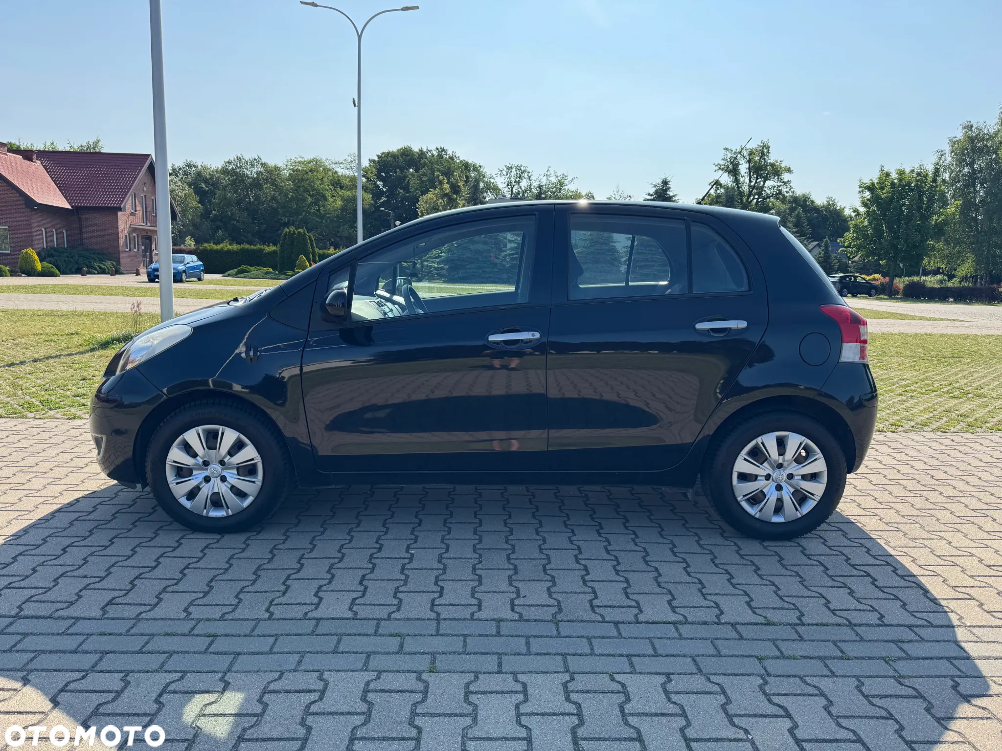 Toyota Yaris 1.33 Active - 4