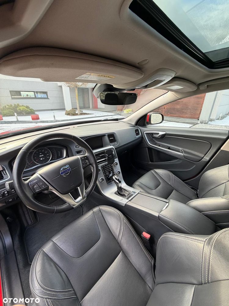 Volvo S60 T5 Geartronic RDesign - 11