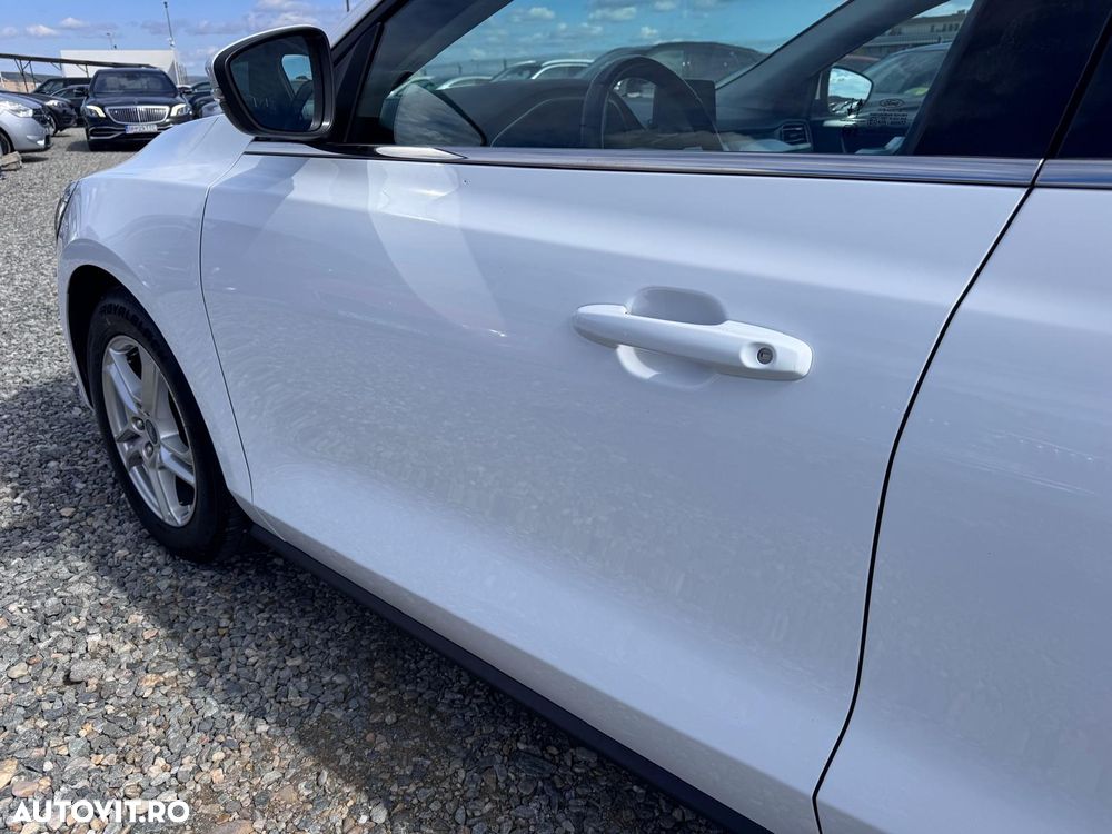 Ford Focus 1.5 EcoBlue Start-Stopp-System COOL&CONNECT - 35