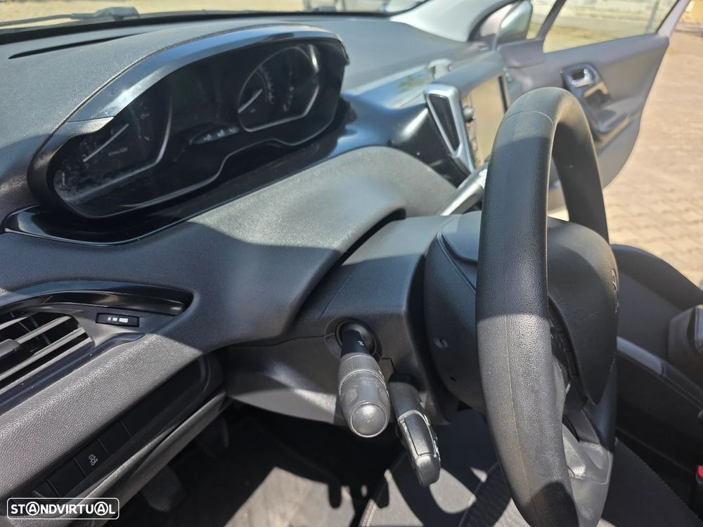 Peugeot 208 PureTech 82 Start & Stop Active - 12