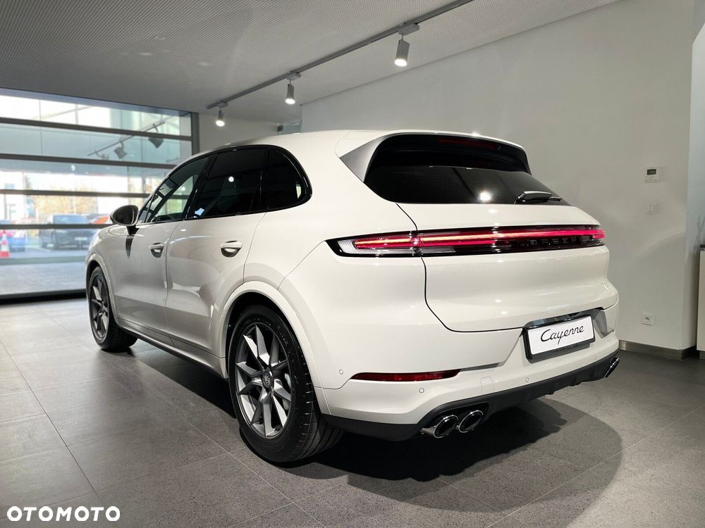 Porsche Cayenne - 5