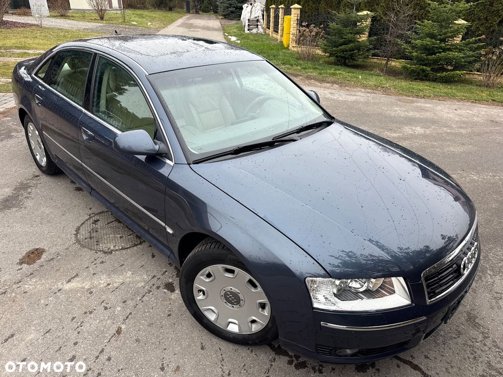 Audi A8 4.2 Quattro - 16