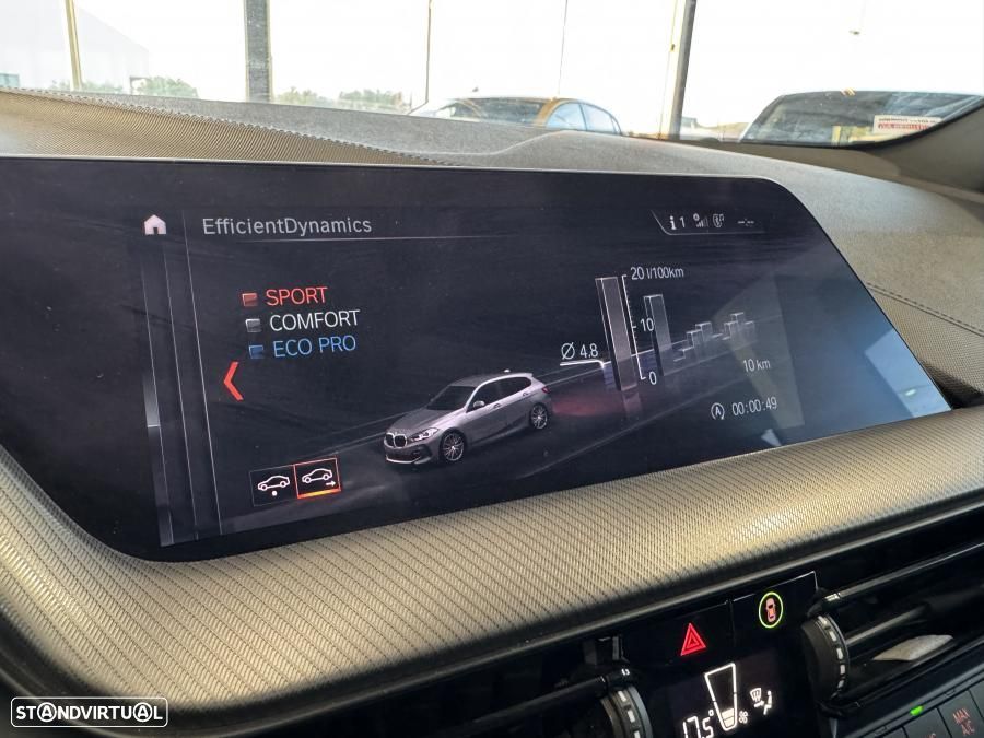 BMW 116 d Pack Desportivo M - 17