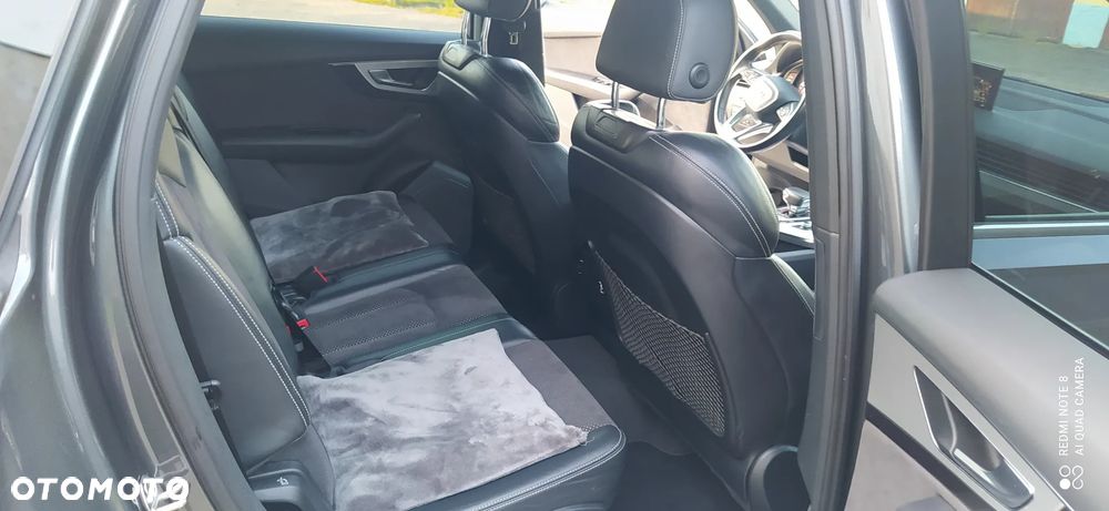 Audi Q7 - 32