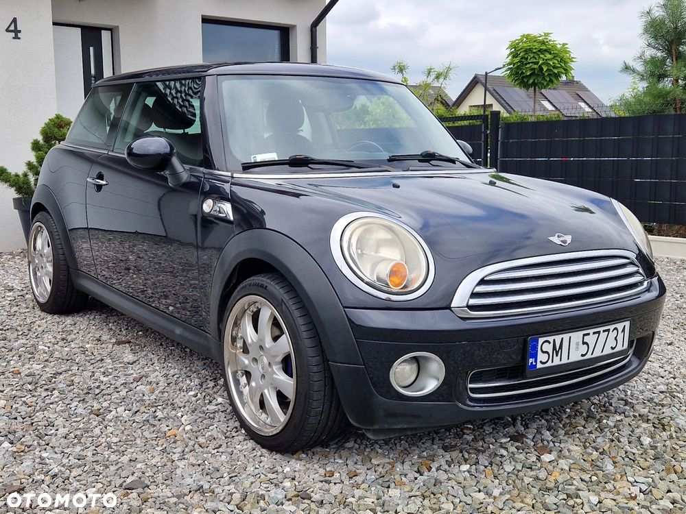 MINI Cooper Standard - 16