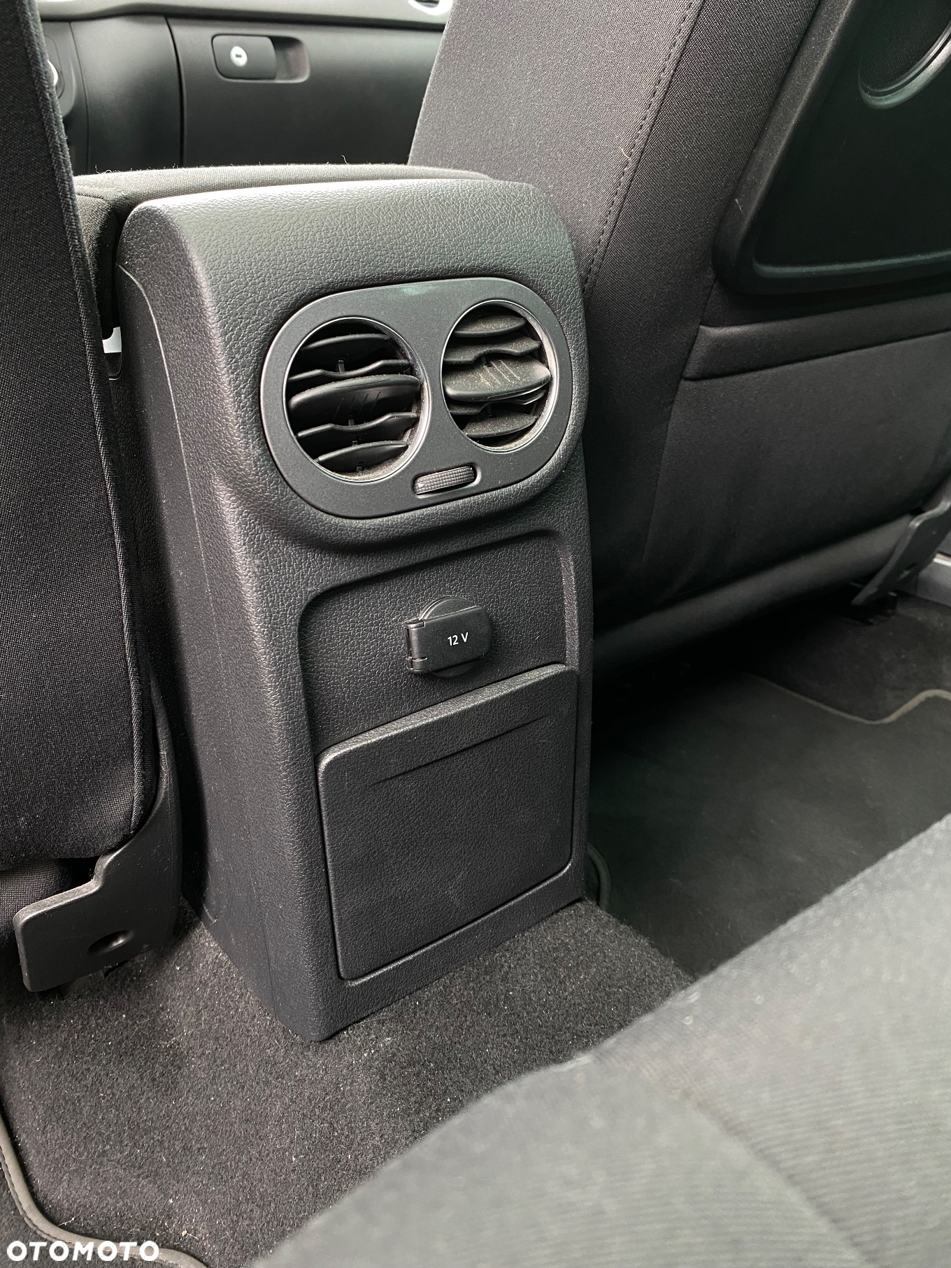 Volkswagen Tiguan 2.0 TDI DPF BlueMotion Technology Exclusive - 15