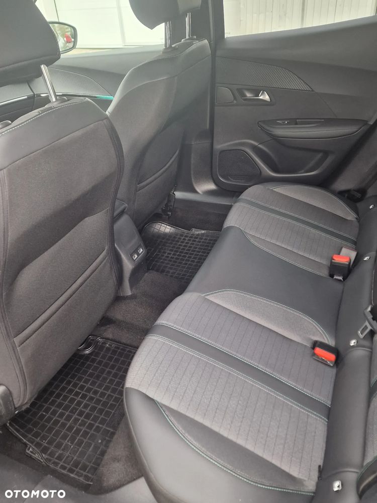 Peugeot 2008 1.2 PureTech Allure Pack S&S - 11