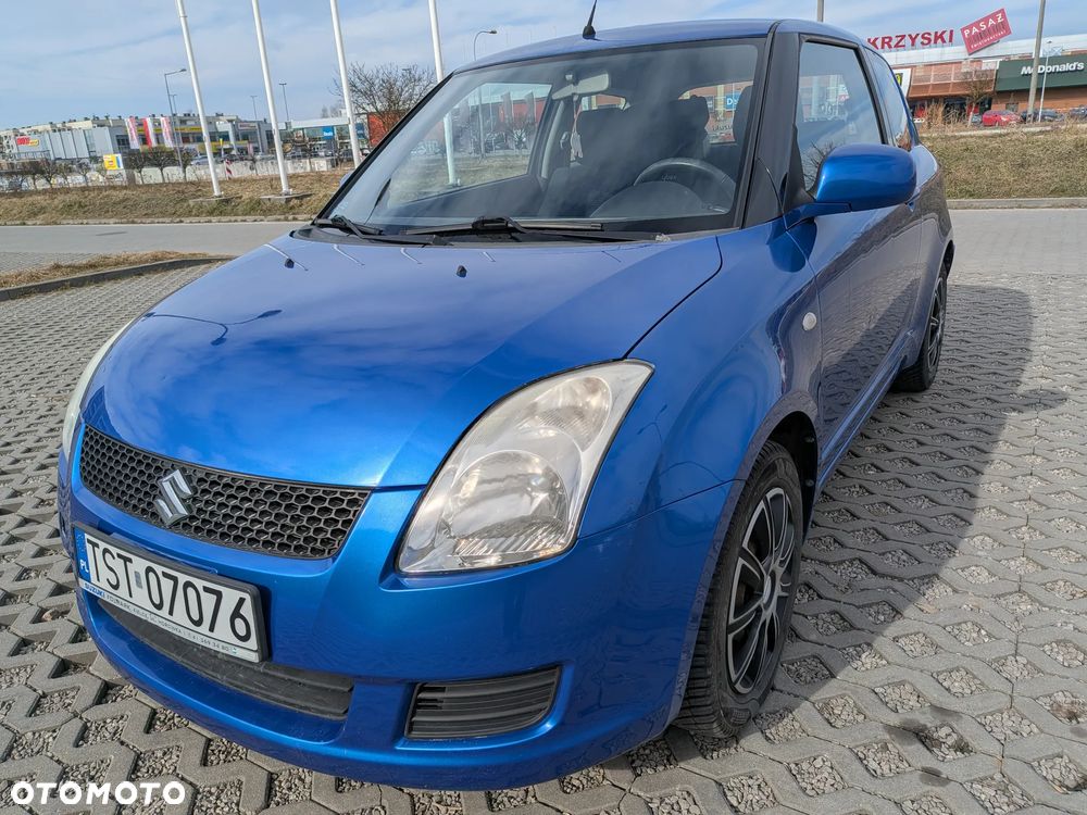 Suzuki Swift 1.3 Sakura - 11