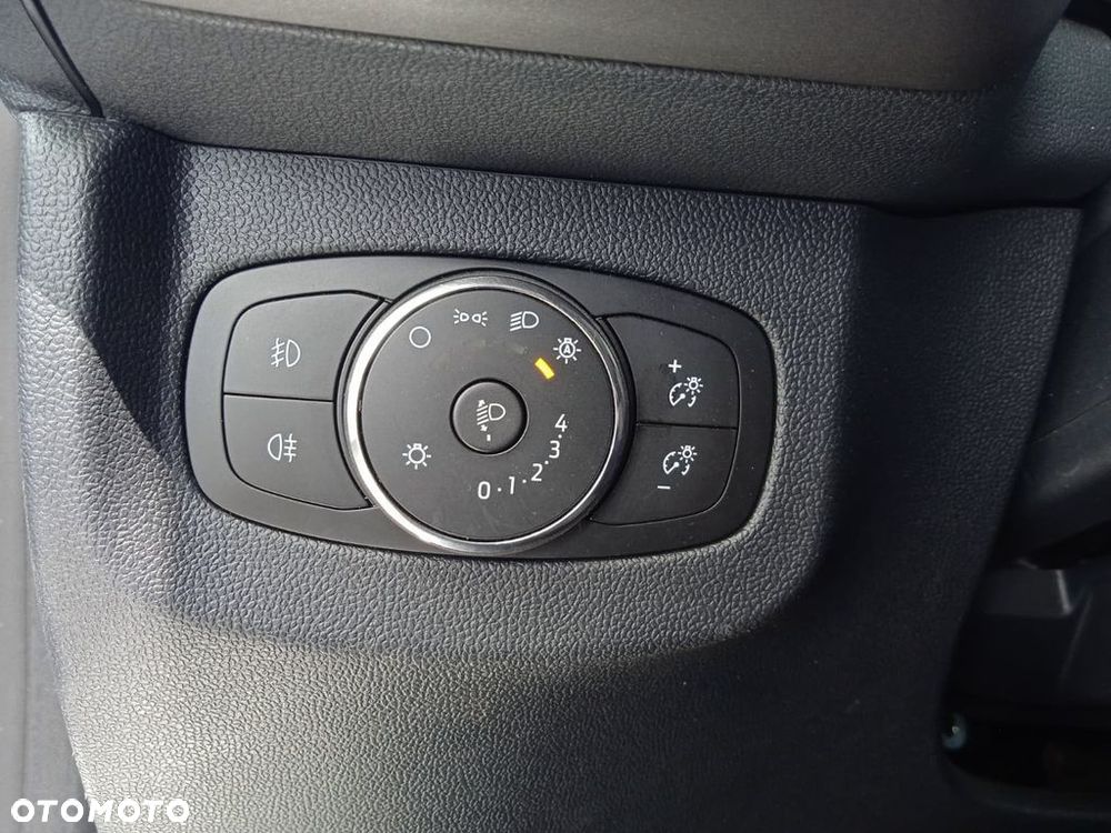 Ford Tourneo Courier 1.0 EcoBoost Trend - 28