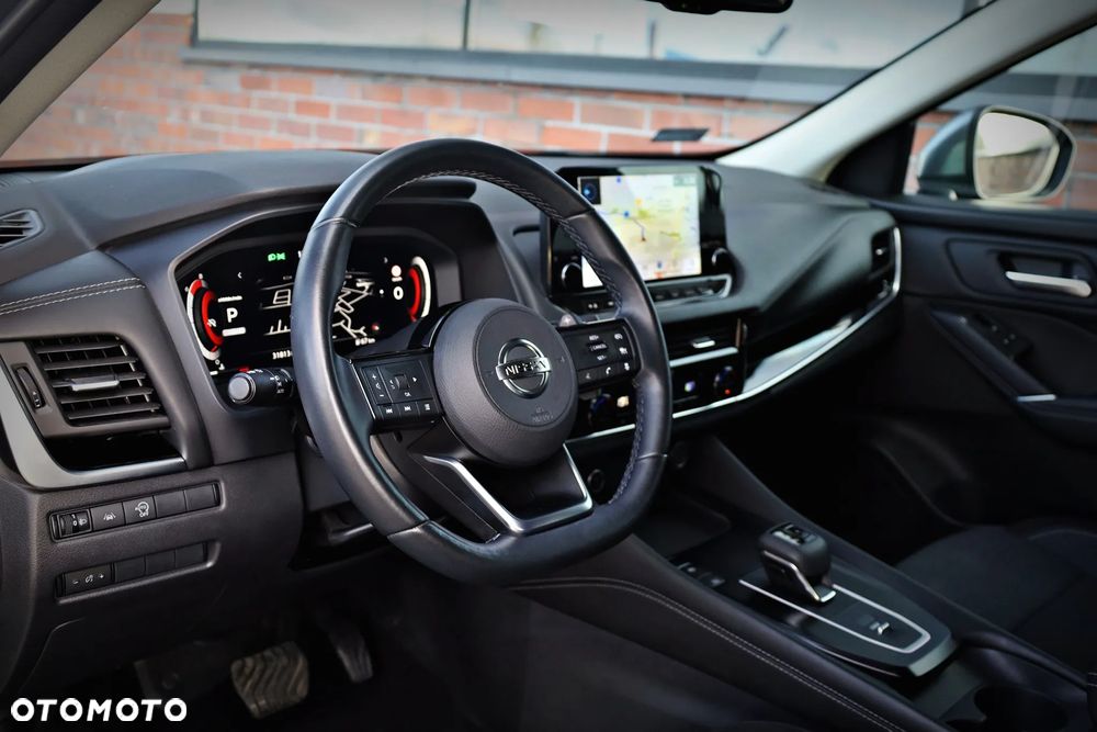 Nissan Qashqai 1.3 DIG-T N-Connecta DCT - 19