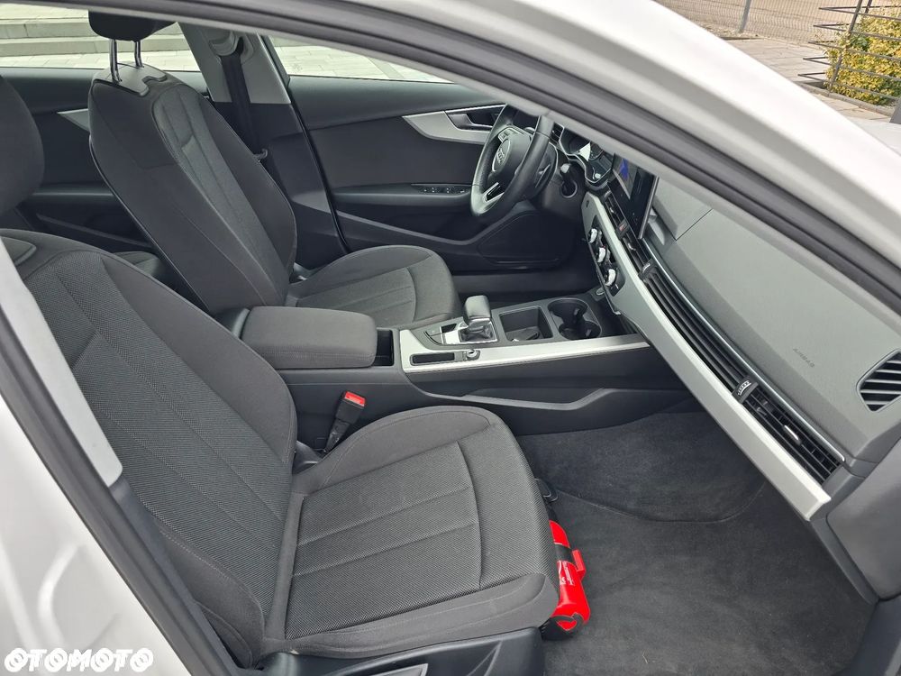 Audi A4 Limousine 35 TFSI mHEV S tronic - 21