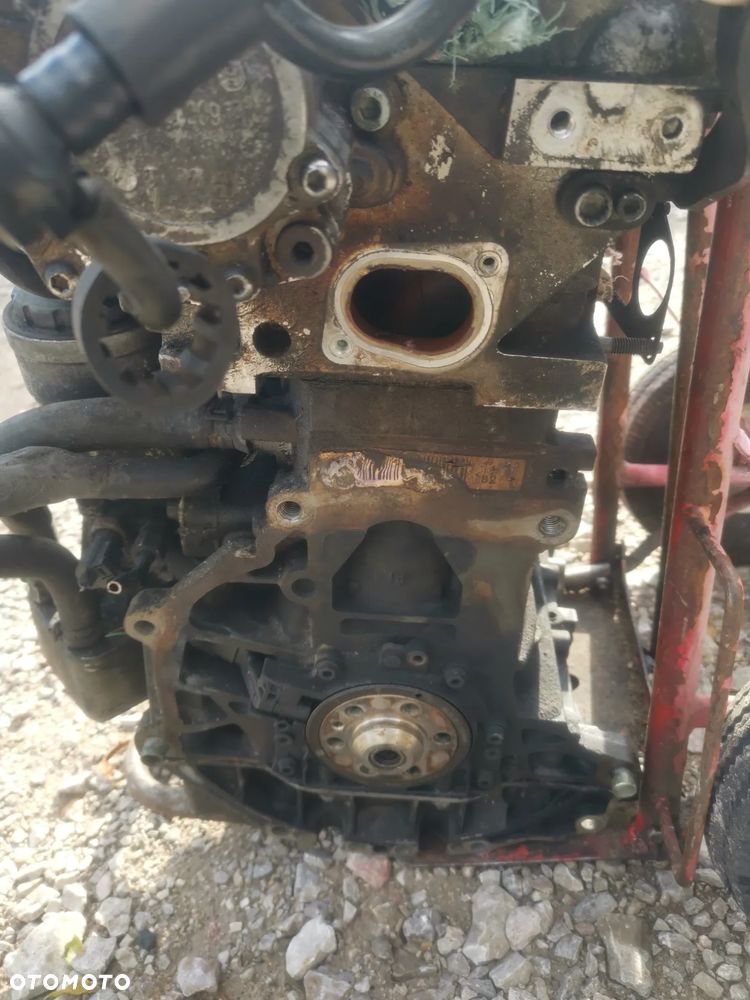 SILNIK AUDI A4 B7 A6 C6 2.0 TDI 140KM BLB BRE POMPA OLEJU OD 1.9TDI - 4