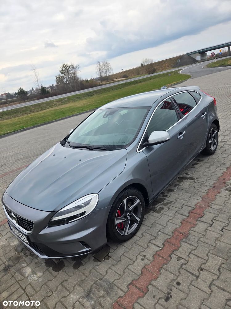Volvo V40 D3 Drive-E SCR R-Design Momentum - 7