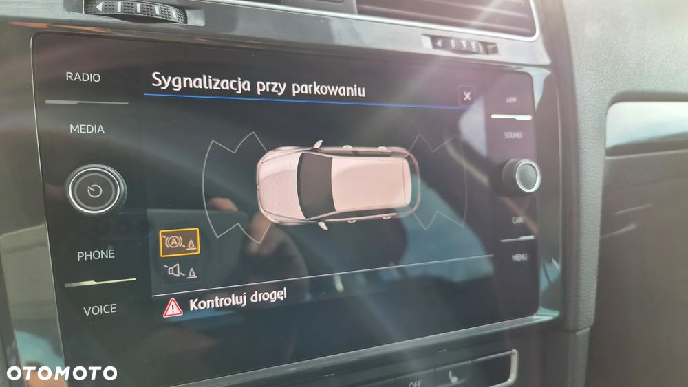 Volkswagen Golf 1.4 TSI BMT Comfortline - 36