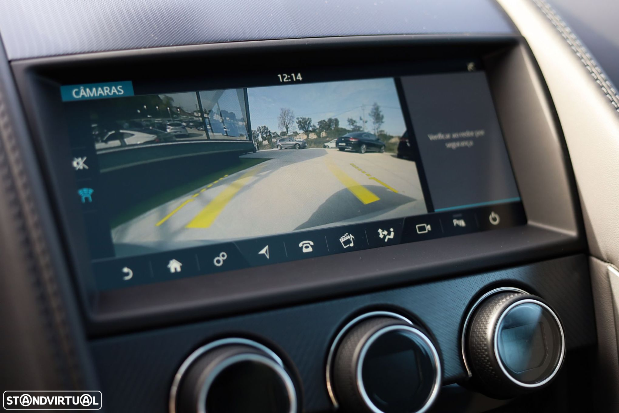 Jaguar F-Type 2.0 i4 R-Dynamic - 36