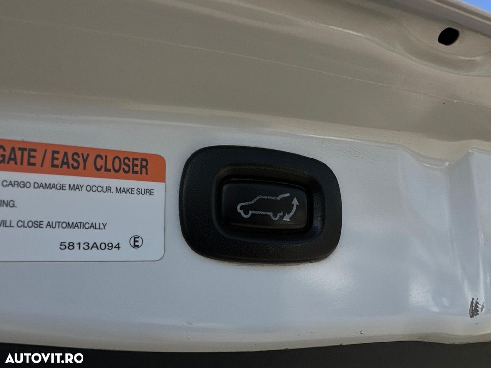 Mitsubishi Outlander - 13