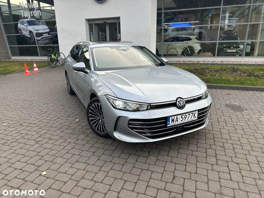 Volkswagen Passat - 2