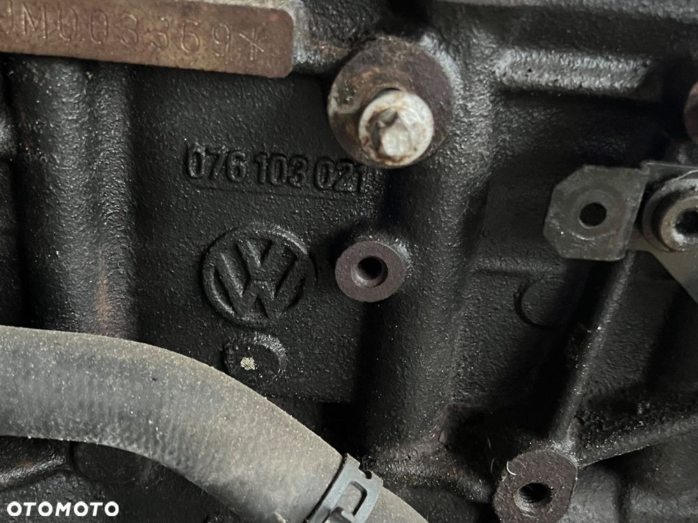 Vw Crafter Volkswagen silnik na części blok silnika wtryski głowica BJL BJM BJA BJK BJL POMPA WTRYSKOWA POMPA OLEJU PODSTAWA FILTRA OLEJU ODMA LISTWA WTRYSKOWA WAL WAŁ WALKI PANEWKI 076130 SB5cdk3 / 0445010125 074115109c 074115405 / 076103593a / 057130764F /076103373D / 076103021 /8F06 AL611  silnik cały na części - 17