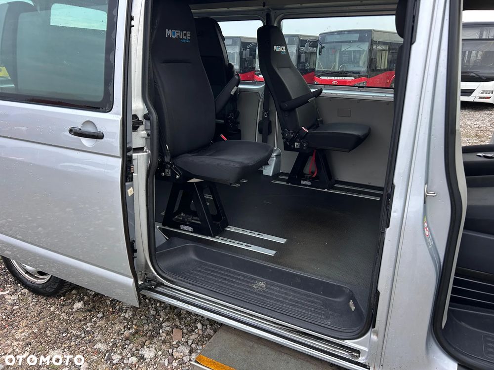 Volkswagen Transporter - 4