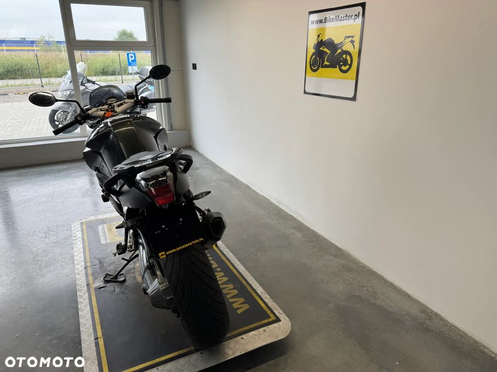 BMW K - 7