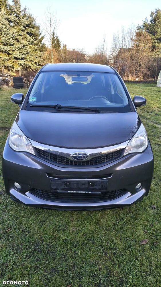 Subaru Trezia - 1