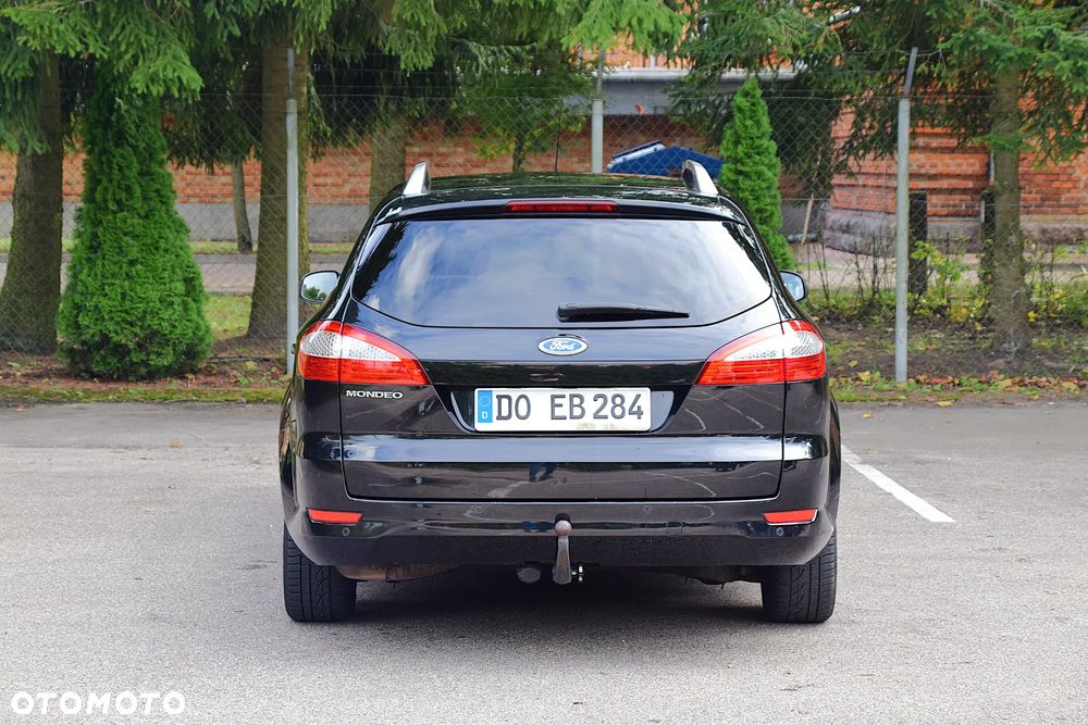 Ford Mondeo 2.0 Ghia X - 19