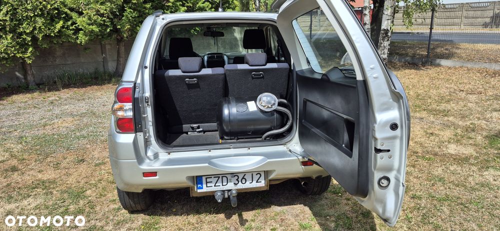 Suzuki Grand Vitara - 8