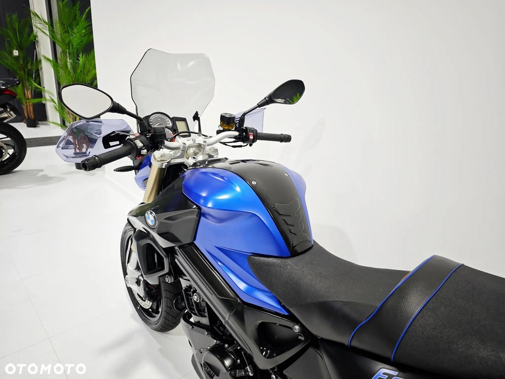 BMW F - 18
