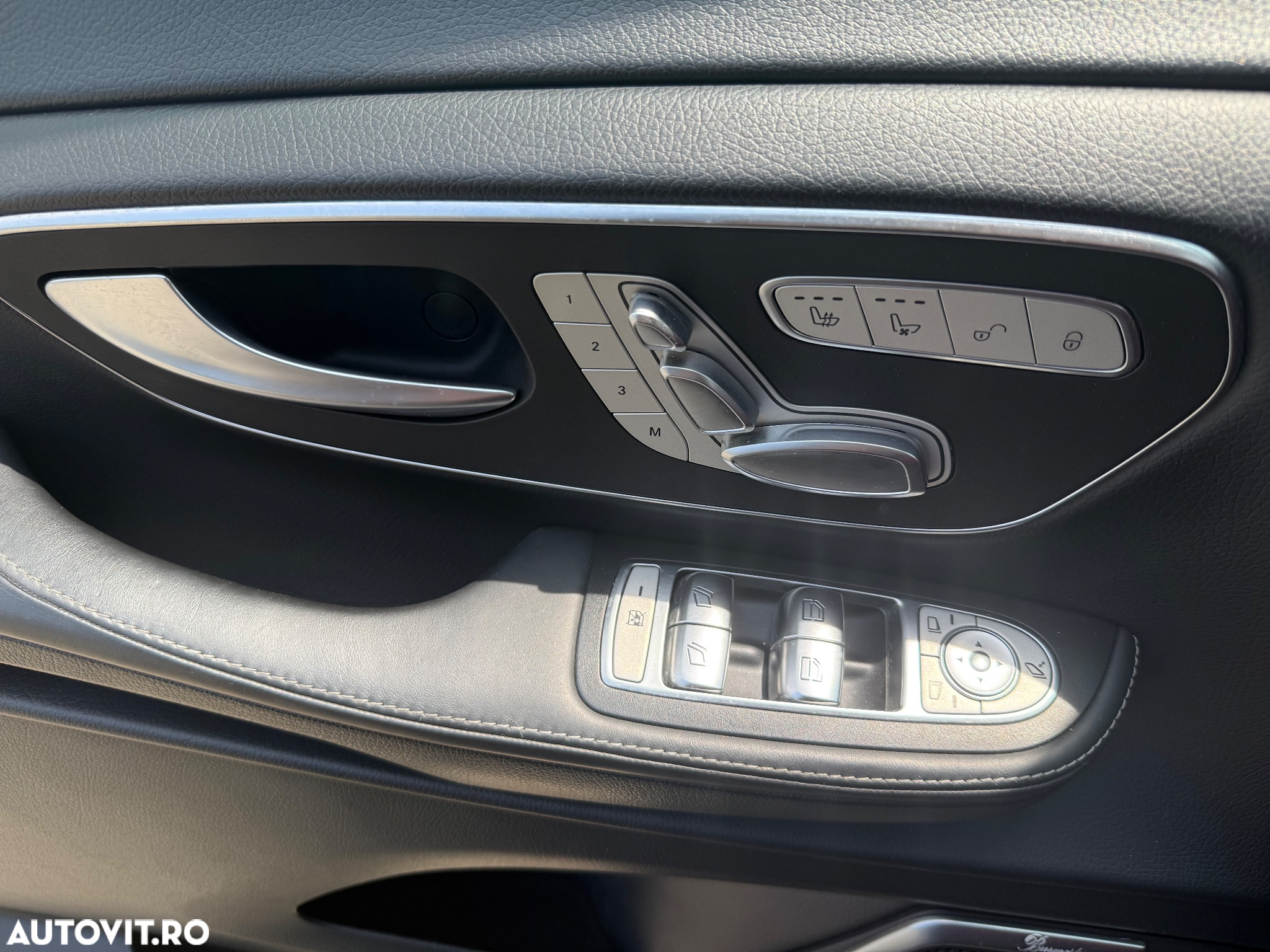 Mercedes-Benz V 250 d lang 4Matic 7G-TRONIC Exclusive Edition - 17
