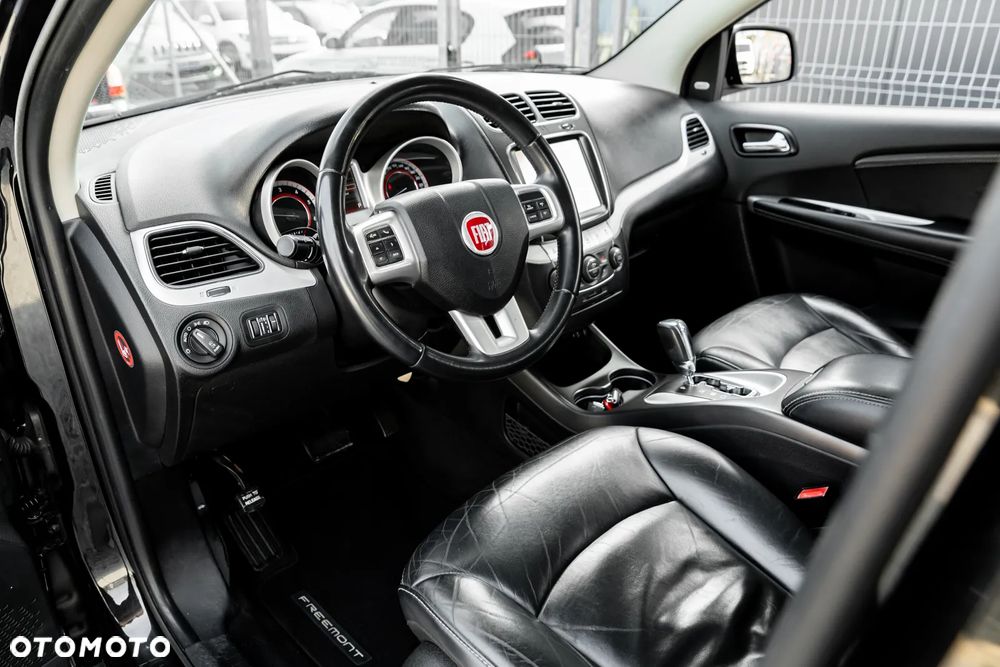 Fiat Freemont 2.0 Multijet 16V DPF Automatik Allrad Lounge - 16